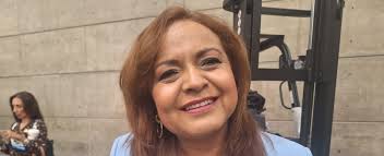 ENTREGAR TARJETA ROSA A MUJERES VULNERABLES: EMPRESARIAS