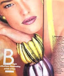 Mary Oros Short Riddged Gold Resin Earrings Clip 2 3/4" Long x 1 3/4"Wide