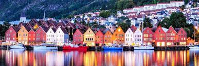 Go on a fjord excursion or visit popular attractions like the unesco world. Bergen In Norwegen Bunt Charmant Besuchenswert Urlaubsguru