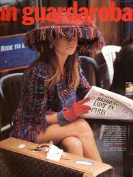 Her profile continued to grow as she appeared in the american and foreign editions of vogue, harper's bazaar, cosmopolitan, allure, mirabella, and marie claire. Auf Twitter Carre Otis In Atelier Versace Ensembles For Vogue Italia Un Guardaroba Da Ereditiera September 1991 By Michael Roberts Https T Co T9nfbs8zcg