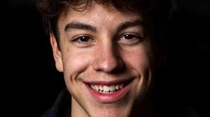 Teen falls to his death at popular Utah canyon overlook while taking photos