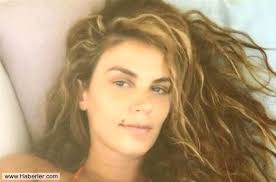 Albüm çalışmalarına tam gaz devam eden sibel can, yorgun ve makyajsız haliyle yakalandı. Unlu Guzellerin Sasirtici Makyajsiz Halleri Son Dakika Magazin