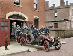 1911 Packard Firetruck Colorized - Via Reddit Fire Trucks Fire Brigade Fire Engine