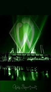 Vor dem auswärtsspiel beim hamburger sv sind von der polizei 171 fans des sv werder bremen auf einem supermarktparkplatz festgesetzt worden, da ihnen ein. Pin Von Andreas Labinski Auf Werder Bremen Werder Bremen Bilder Werder Bremen Logo Werder Bremen