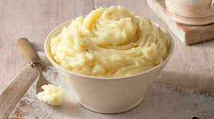 Recette De L Ecrase De Pommes De Terre Inratable En 4 Versions Recette Puree De Pommes De Terre Maison Puree Pomme De Terre Recettes De Cuisine