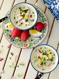 Kalte Russische Sommersuppe Stilettos Sprouts Rezept Sommer Suppe Essen Fur Heisse Tage Okroschka Rezept