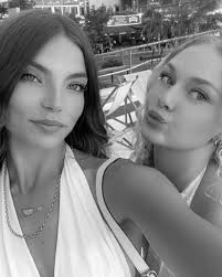 ☆𝔟𝔯𝔬𝔬𝗄𝔢☆