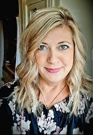 Sheila Duncan's Instagram, Twitter & Facebook