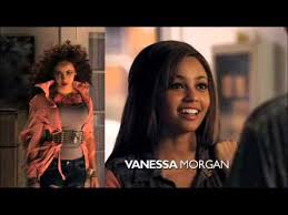 2011 933 members 2 seasons26 episodes. Ma Baby Sitter Est Un Vampire Opening Theme Youtube