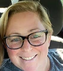 Gretchen Sheppard's Instagram, Twitter & Facebook