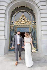 Standesamtliche Trauung Hochzeit Im Standesamt Brautoutfit Rock Und Top City Hall Wedding Dress Nyc City Hall Wedding Courthouse Wedding