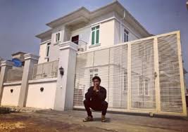 Born 3 october 1996) is a nigerian professional footballer who plays as a forward for premier league club leicester city and the nigeria national team. Nigerian Singer Abbey Elias Shows Off His Beautiful House Magic 102 9 Fm