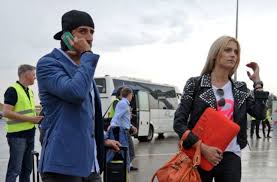 Former player of @vfb, @realmadrid, @juventus and @herthabsc world cup champion 2014 with @dfb_team founder sami. Lena Gercke Mit Ihrem Verlobten Sami Khedira Schwarzwalder Bote