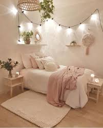 How Lovely Is This Tag A Friend For Inspo Credi Credi Friend Inspo Lovely D Small Apartment Bedrooms Apartment Bedroom Design Aesthetic Bedroom