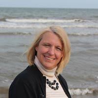 Carrie Roberts Email & Phone Number