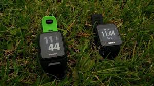 Tomtom devices also don't display ads as a rule, unlike garmin's. Garmin Forerunner 35 Vs Tomtom Runner 3 Phils Laufblog