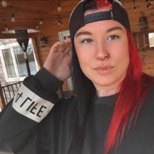 What baby advice and items are recommended for a new mom in St Louis?