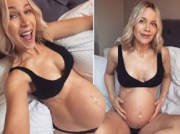 Compared to the thousands of idiots on instagram i find her really entertaining and really enjoy following her. Kate Lawler In Hospital As Waters Break 11 Days Early It S Finally Happening Laptrinhx News