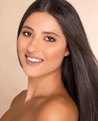 Jessica Abboud's Instagram, Twitter & Facebook