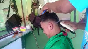 Pangkas rambut cepak model tni. Dedi Suswanto Tukang Cukur Spesialis Prajurit Tni Di Brebes Kumparan Com