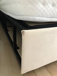 Bebek odası için yatak karyola seçimi yaparken ilk olarak, sallanan veya sabit duran beşiklerden hangisini istediğine yatak karyola fiyatları ürün özelliklerine göre değişir. Tuaga4e9t N8gm