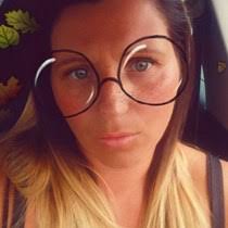 Alisha Potts's Instagram, Twitter & Facebook