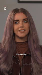 #LindsayEll lives the rockstar life... even