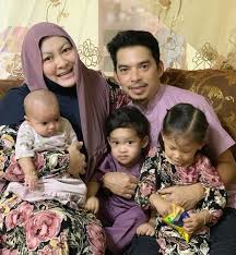 The post was really a hoax. Semua Gambar Candid Je Dapat Abby Abadi Berita Kopak Media
