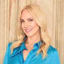 Lottie Leach's Instagram, Twitter & Facebook