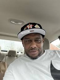 Hello group just wanna introduce myself , I'm Darius 50 from Houston & I've  been a hella fan down with the 👑 for 30+ years now !