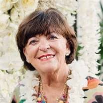 Sandra Lowery's Instagram, Twitter & Facebook