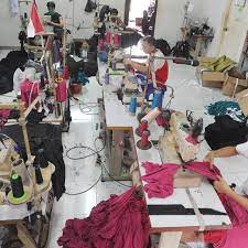 / loker pabrik masker mojoagung : Pembuat Masker Rumahan Di Jatim Banjir Pesanan Surabaya Liputan6 Com