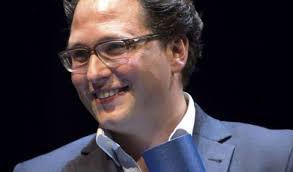 Patrick Hahn, Preisträger des Reinhard-Schulz-Preises für zeitgenössische  Musikpublizistik 2012, zieht Bilanz Eduard Hanslick wäre heute wohl ein  Blogger