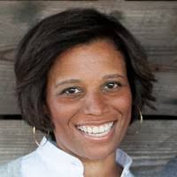 300+ "Leslyn" profiles