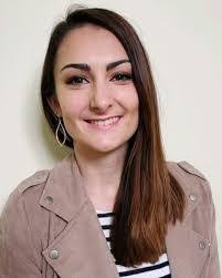 Jennifer Mott's Instagram, Twitter & Facebook