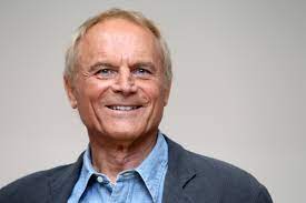 Born mario girotti in venice, italy (march 29, 1939) to a german mother and an italian father who was a chemist. á… Terence Hill Mario Girotti Biografie Budterence De