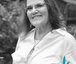 Marilyn Pierce's Instagram, Twitter & Facebook