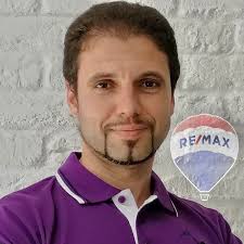 Andrey Gochev's Instagram, Twitter & Facebook