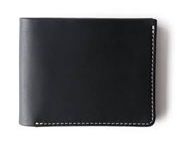 This is an updated version from a previous metal wallet that was released by the martrams brand. Best Cheap Wallet Brands For Men 2021 Edition