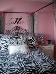 Mckenzies Wild Paris Room Zebra Print Rooms Paris Themed Bedroom Paris Themed Room