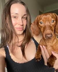 Danielle Mayer's Instagram, Twitter & Facebook