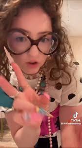 Explore the Fancy Nancy Aesthetic for Kids