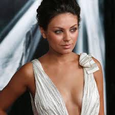 Resultado de imagem para mila kunis