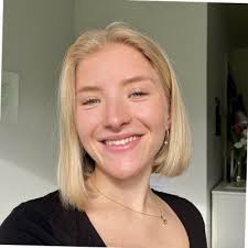 De siste månedene har jeg hatt gleden av å være økonomiansvarlig og  teammedlem i fadderstyret ved Universitetet i Agder (UiA) 🙌🏼Dette har  vært en utrolig lærerik opplevelse hvor jeg har fått… |