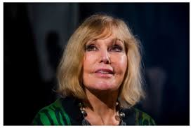 Kim Novak to Be Honored at Venice Film Festival With Golden Lion for  Lifetime Achievement