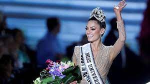 Well, the final result of miss universe 2017 was far below what i expected, largely because of the stupid regional division system, which only served to make the weakest contestants from europe. 22 Year Old South African Crowned Miss Universe 2017 Africanews