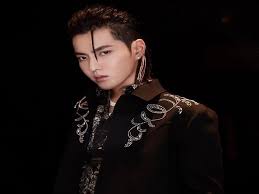 Born 6 november 1990), known professionally as kris wu, is a chinese canadian actor, singer, record producer, and model. Osyz Bc4sb0s1m