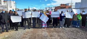 Résultat de recherche d'images pour "image de manifestation en tunisie"