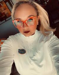 Who do you think will win? The gator or the python?