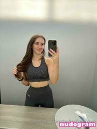 bellapage_  bellasfreepage Nude Leaks OnlyFans Photo 21 - v2.1 | dvir.ru